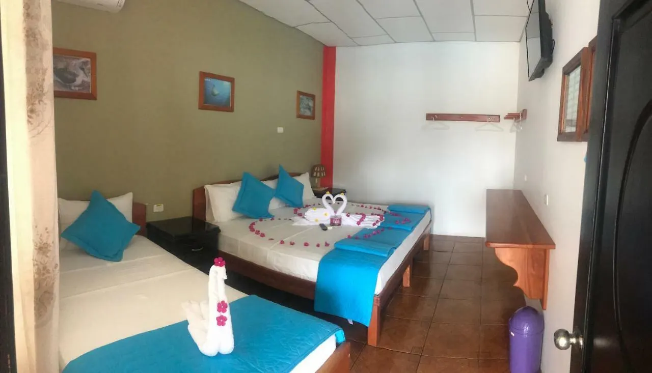 Hostel Hostal La Mirada Del Solitario George Puerto Ayora