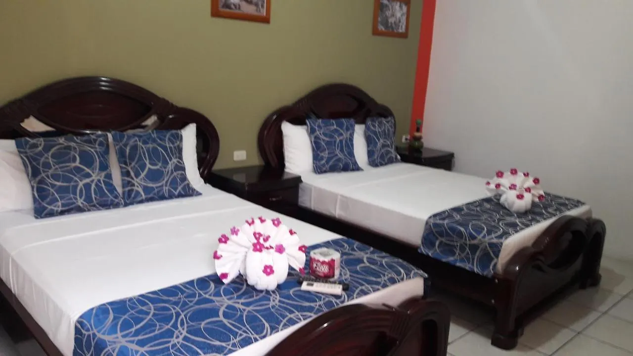 Hostal La Mirada Del Solitario George Puerto Ayora