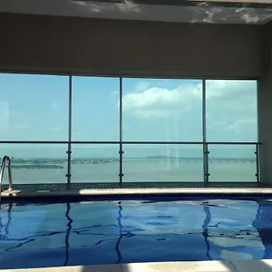 https://river-view-suites-guayaquil.guayaquilhotels.org